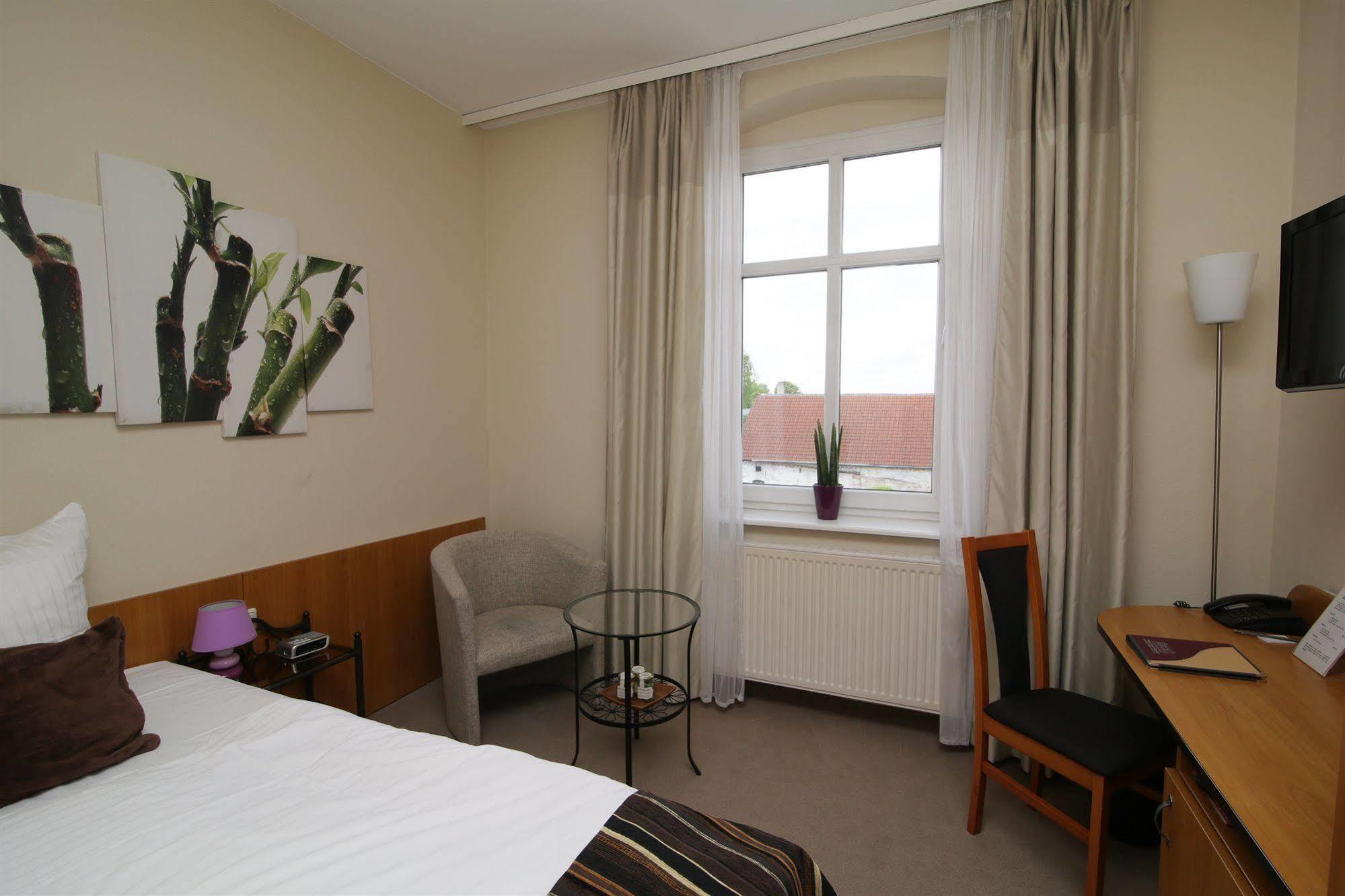 Gut Hotel Stadt 비리츠 외부 사진